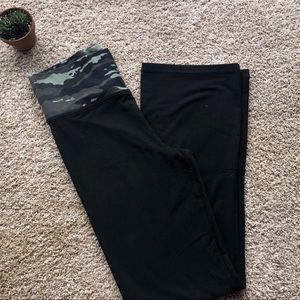 Victoria’s Secret Sport Yoga Pants Size Medium